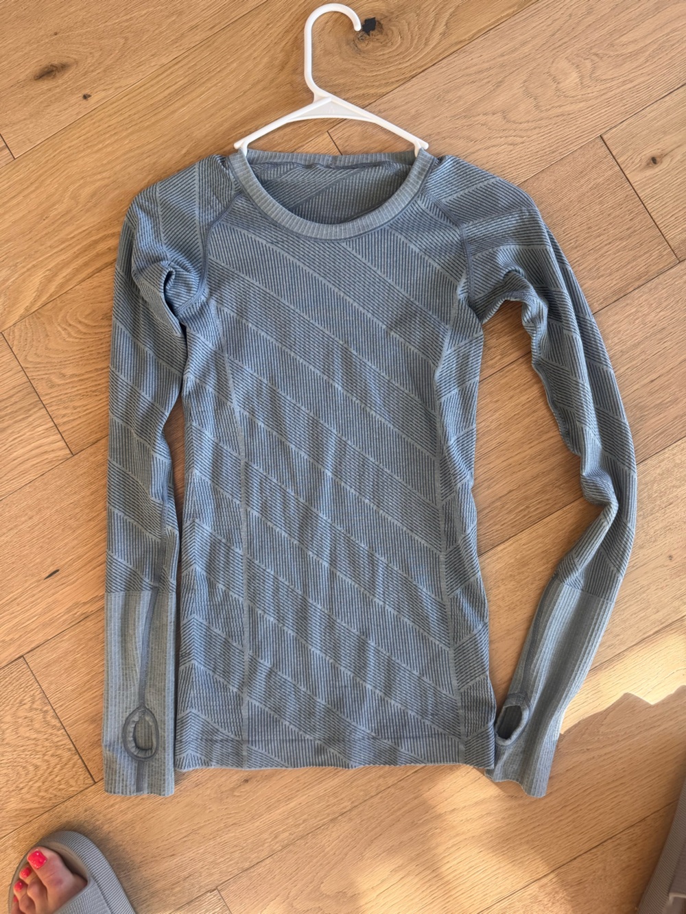 lululemon athletica Women's blue Gray Swiftly Crewneck Long-Sleeve Top